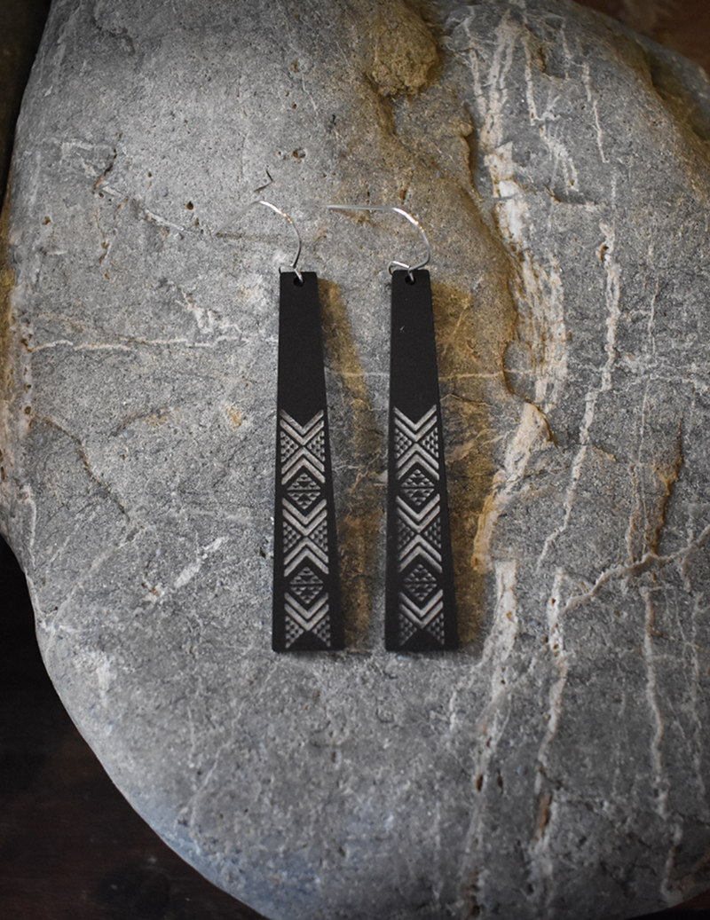 Taniko Earrings - Black