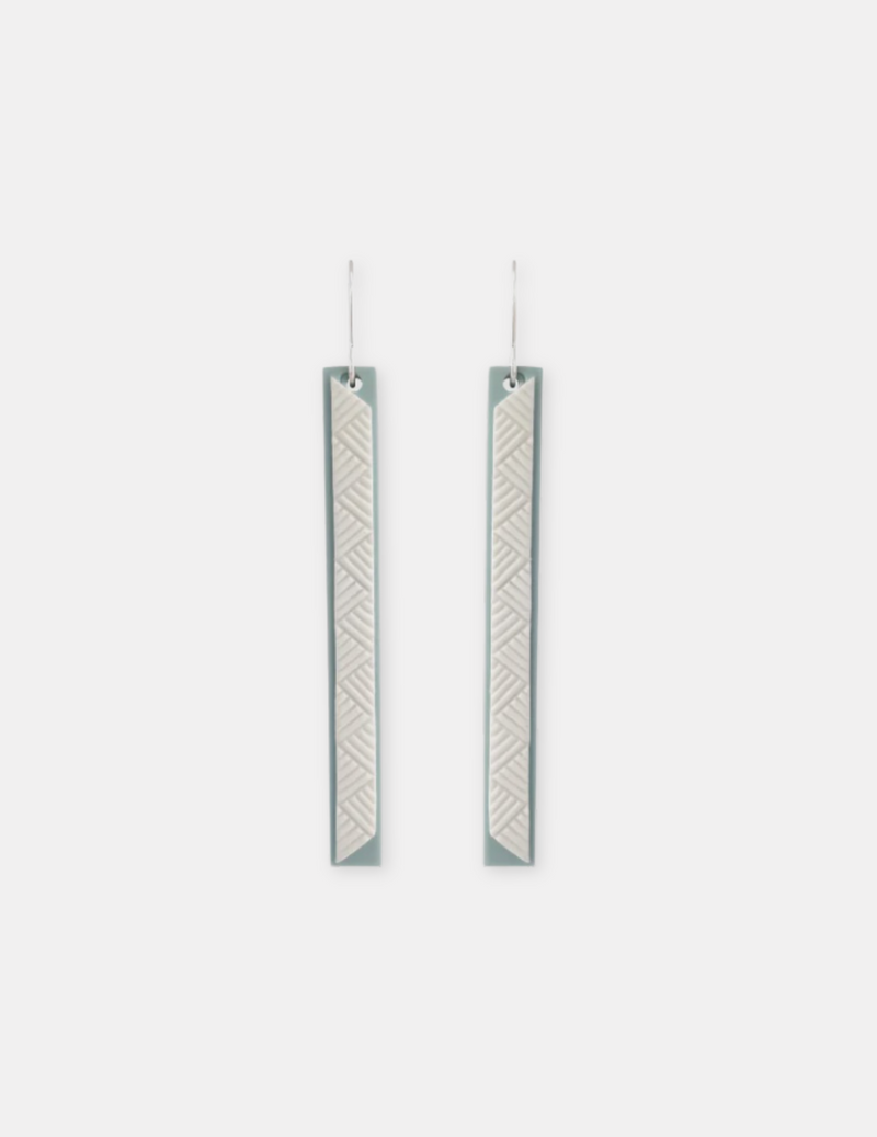 Hineteiwaiwa Weave Earrings - Sky Blue