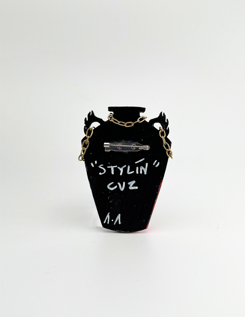 Turbo Croc Vase Brooch - S Print with Chains