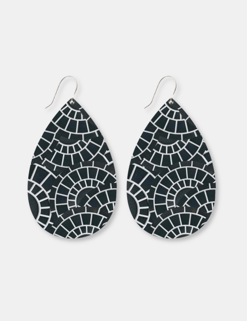 Wellington Museum Monochrome Big Tear Drop Earrings