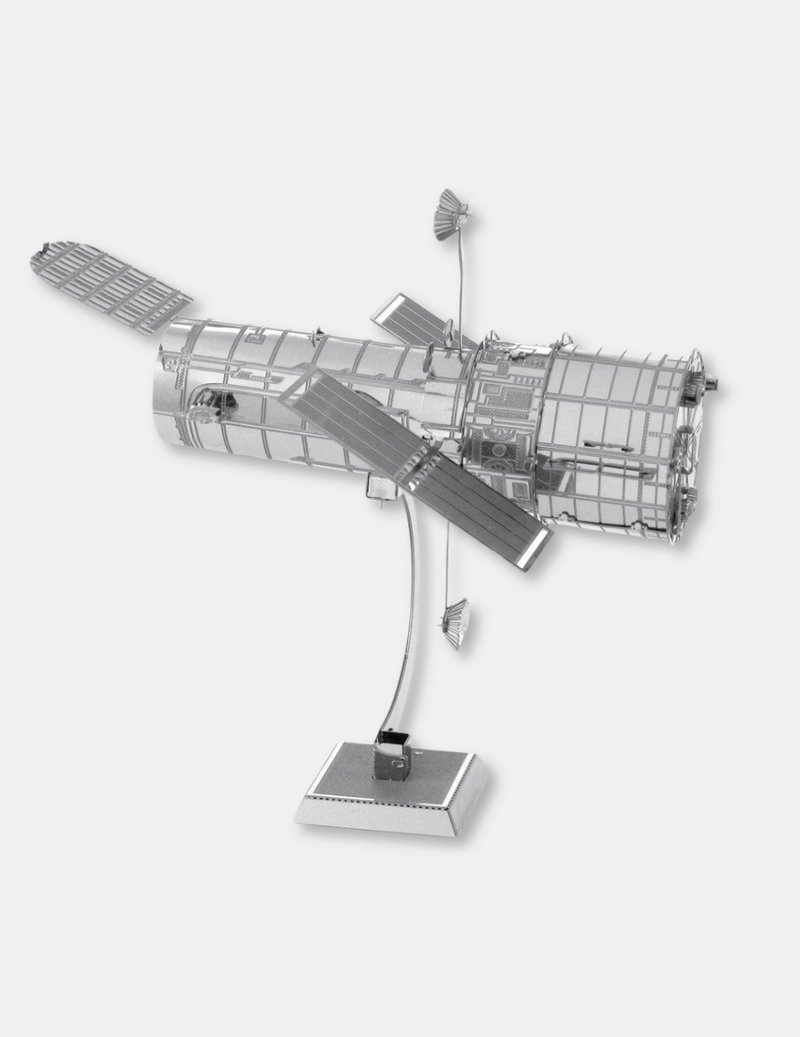 Metal Earth Hubble Telescope